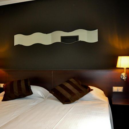 Hostal La Rotonda Оренсе Экстерьер фото