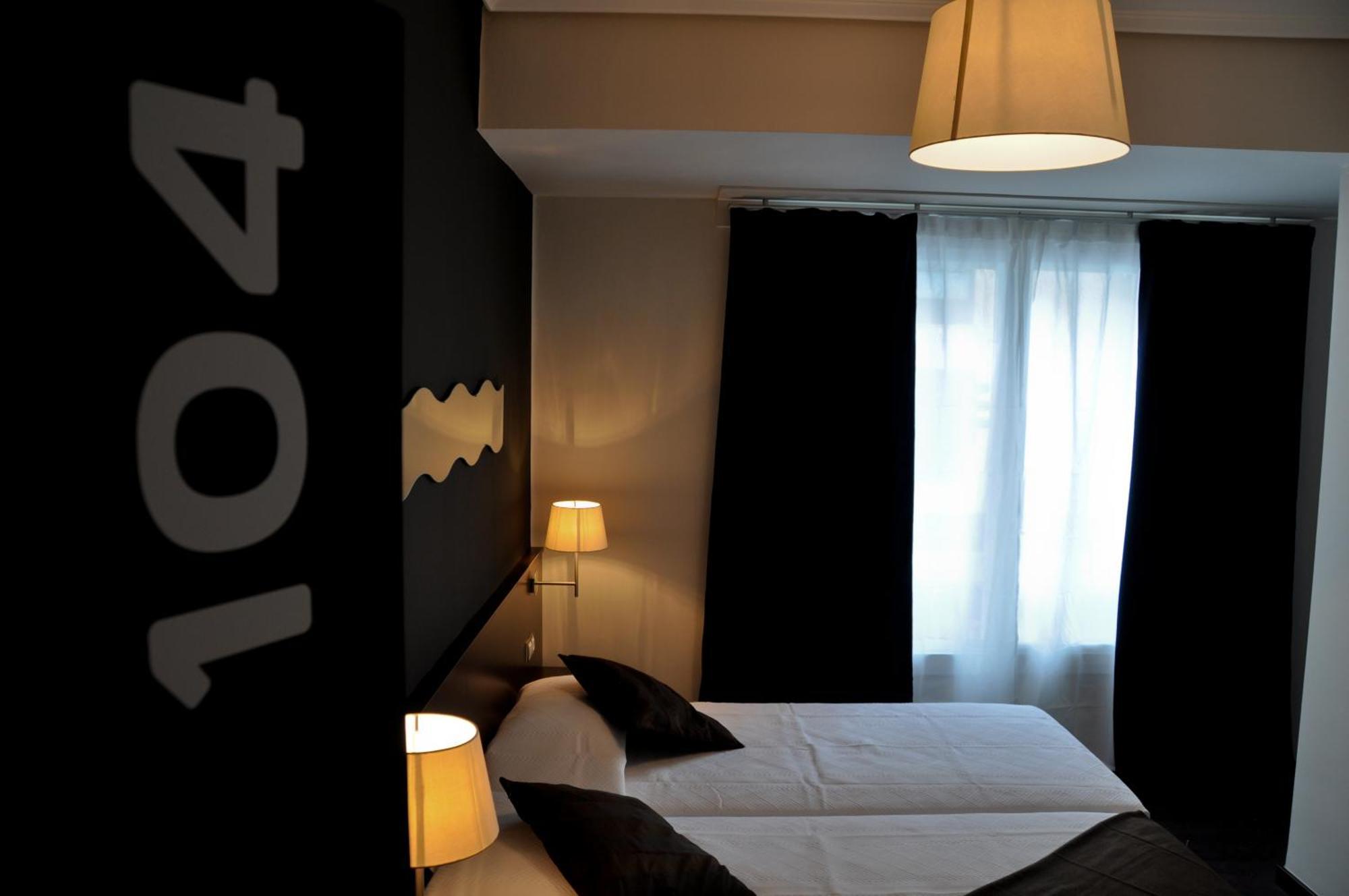 Hostal La Rotonda Оренсе Экстерьер фото