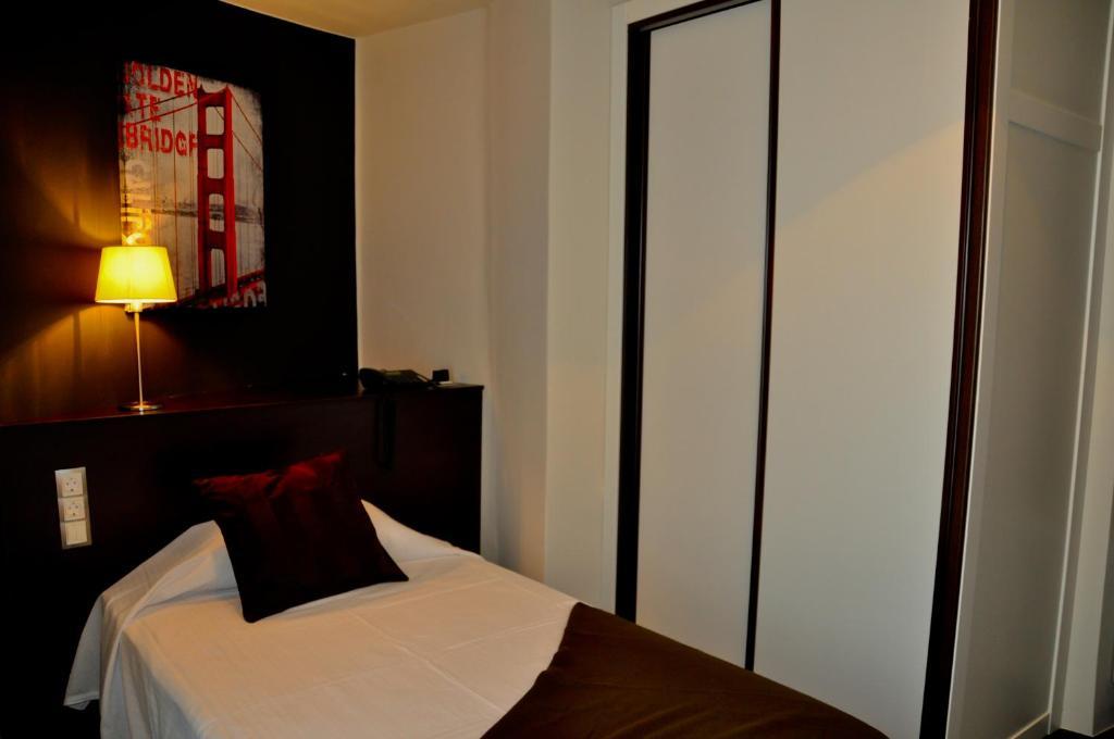 Hostal La Rotonda Оренсе Номер фото